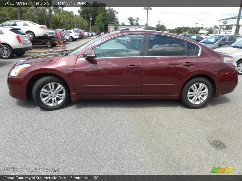 Tuscan Sun / Blond 2011 Nissan Altima 2.5 S