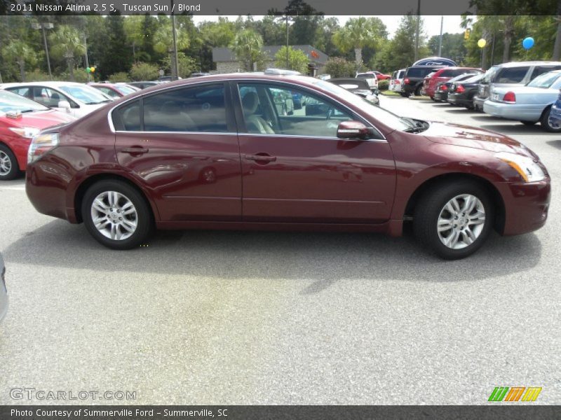 Tuscan Sun / Blond 2011 Nissan Altima 2.5 S