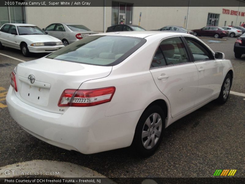 Super White / Ash Gray 2010 Toyota Camry LE