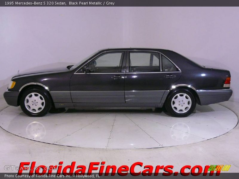 Black Pearl Metallic / Grey 1995 Mercedes-Benz S 320 Sedan