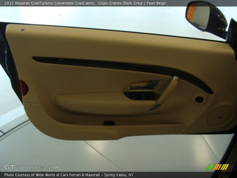 Grigio Granito (Dark Grey) / Pearl Beige 2013 Maserati GranTurismo Convertible GranCabrio
