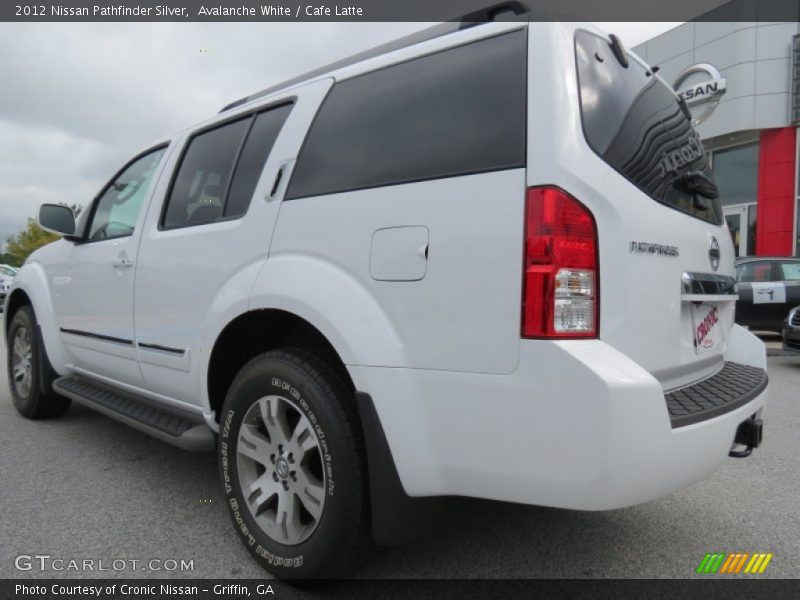 Avalanche White / Cafe Latte 2012 Nissan Pathfinder Silver