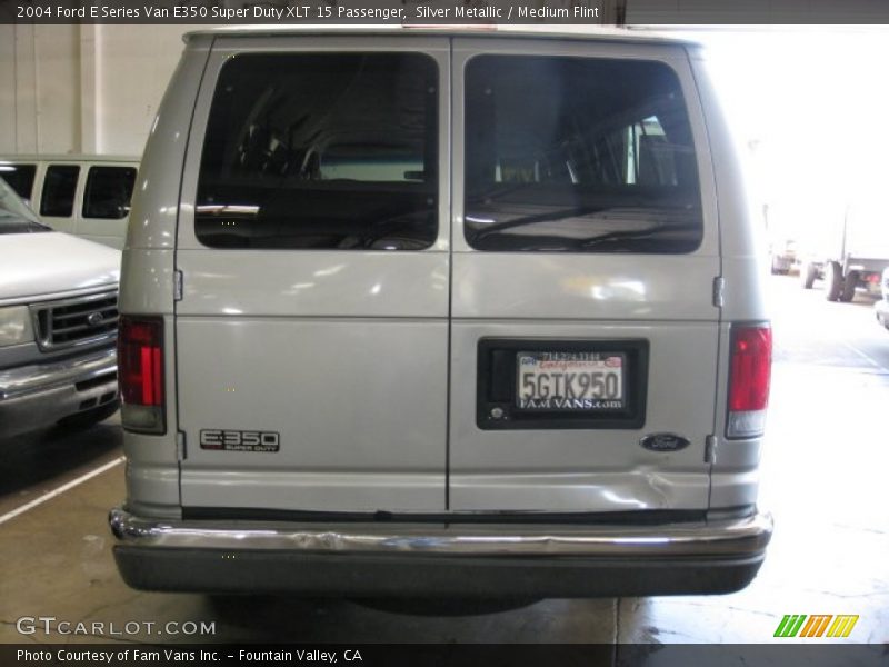 Silver Metallic / Medium Flint 2004 Ford E Series Van E350 Super Duty XLT 15 Passenger