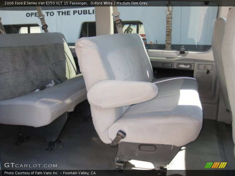 Oxford White / Medium Flint Grey 2006 Ford E Series Van E350 XLT 15 Passenger