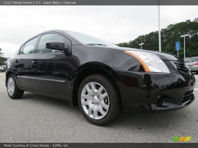 Super Black / Charcoal 2012 Nissan Sentra 2.0 S