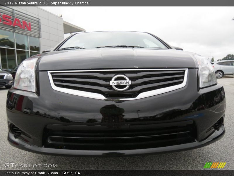 Super Black / Charcoal 2012 Nissan Sentra 2.0 S