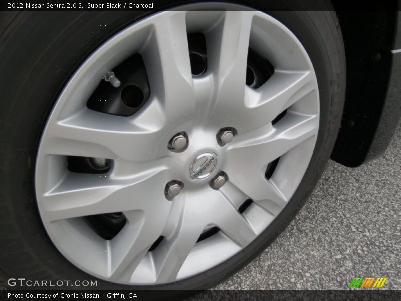 Super Black / Charcoal 2012 Nissan Sentra 2.0 S