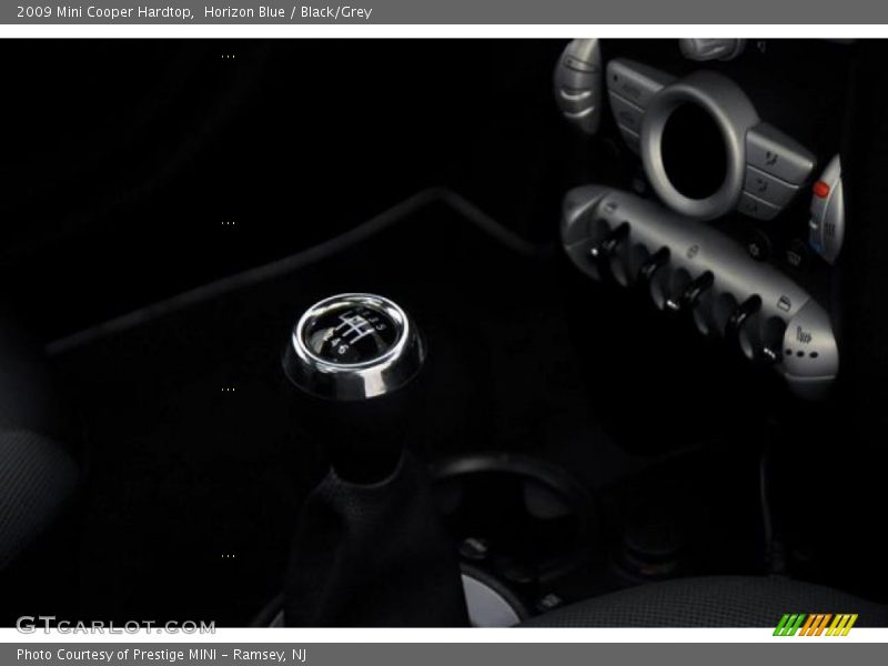 Horizon Blue / Black/Grey 2009 Mini Cooper Hardtop