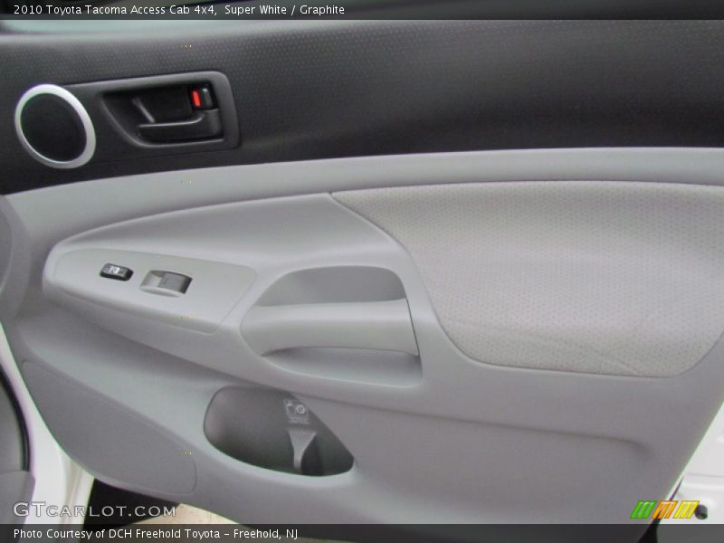 Super White / Graphite 2010 Toyota Tacoma Access Cab 4x4