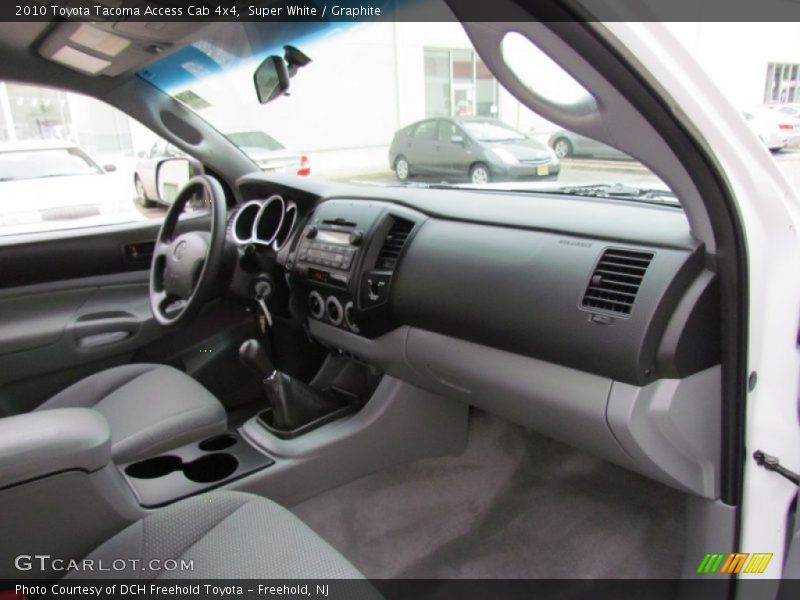 Super White / Graphite 2010 Toyota Tacoma Access Cab 4x4