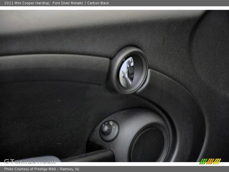 Pure Silver Metallic / Carbon Black 2011 Mini Cooper Hardtop
