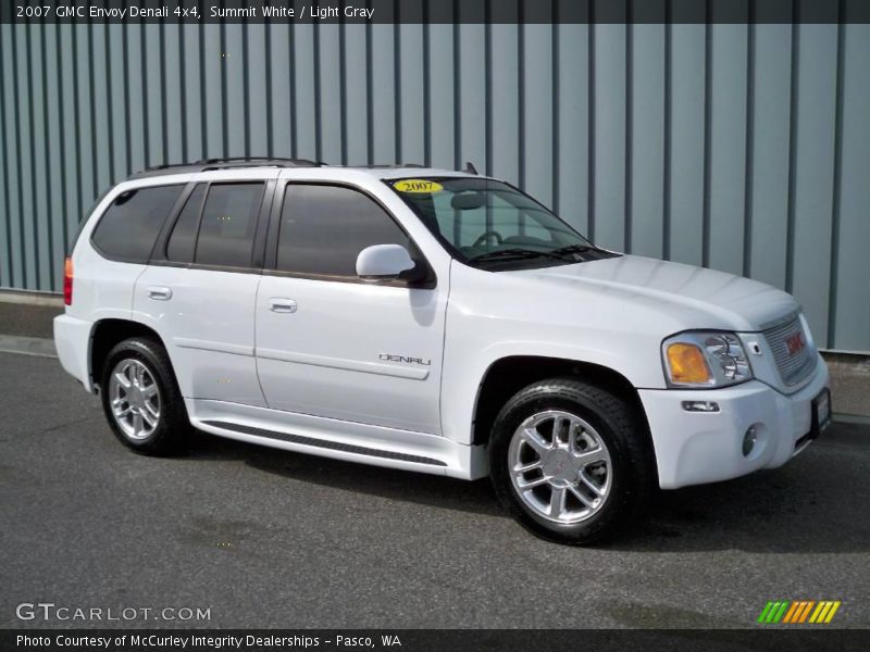 Summit White / Light Gray 2007 GMC Envoy Denali 4x4