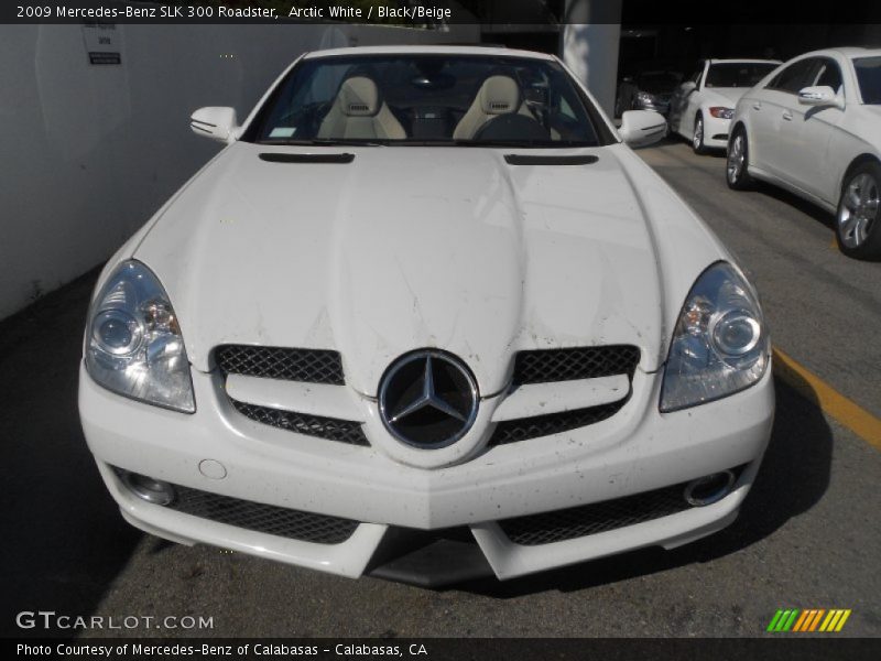 Arctic White / Black/Beige 2009 Mercedes-Benz SLK 300 Roadster