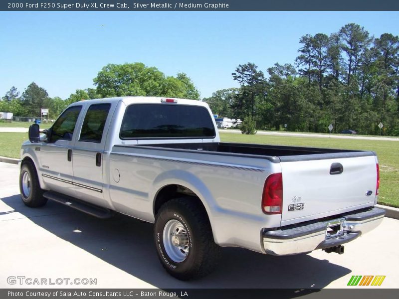Silver Metallic / Medium Graphite 2000 Ford F250 Super Duty XL Crew Cab