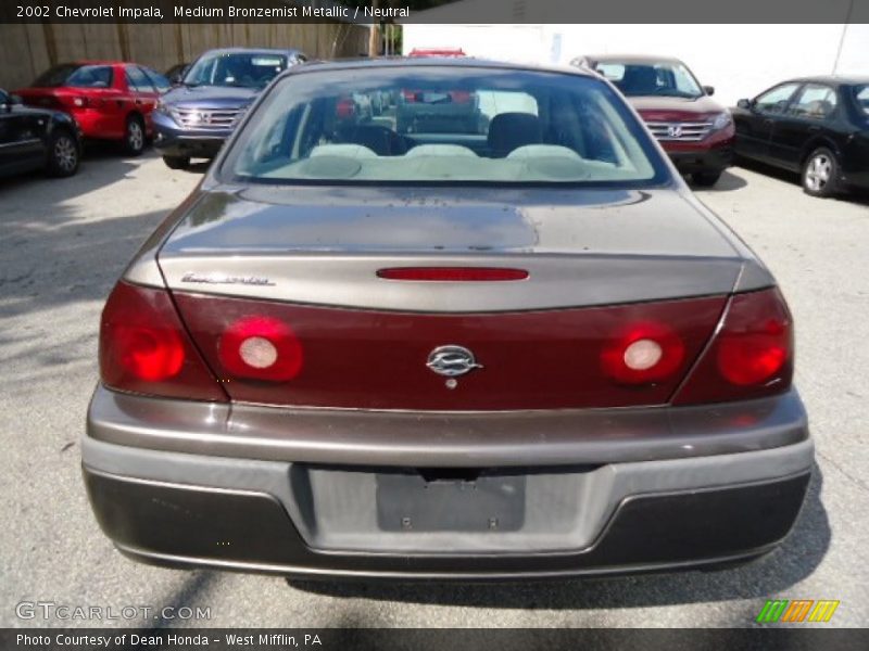Medium Bronzemist Metallic / Neutral 2002 Chevrolet Impala