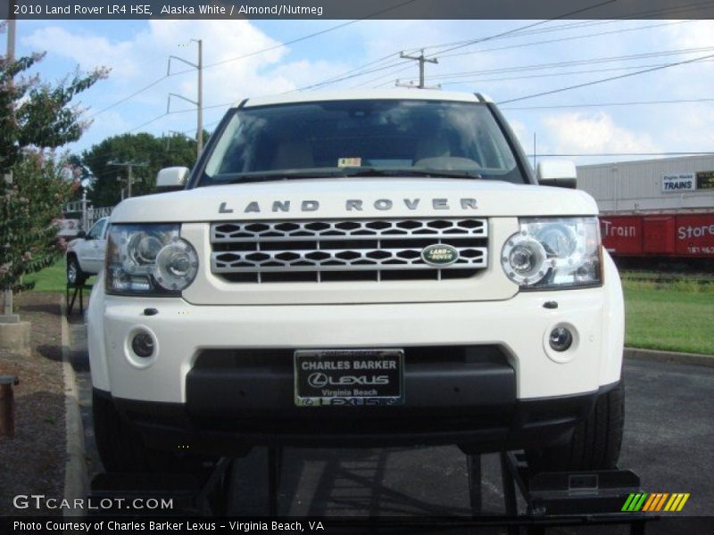 Alaska White / Almond/Nutmeg 2010 Land Rover LR4 HSE
