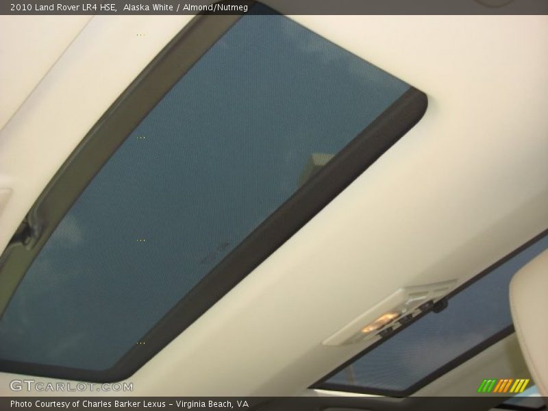 Alaska White / Almond/Nutmeg 2010 Land Rover LR4 HSE