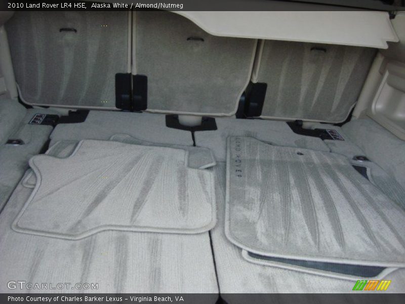 Alaska White / Almond/Nutmeg 2010 Land Rover LR4 HSE