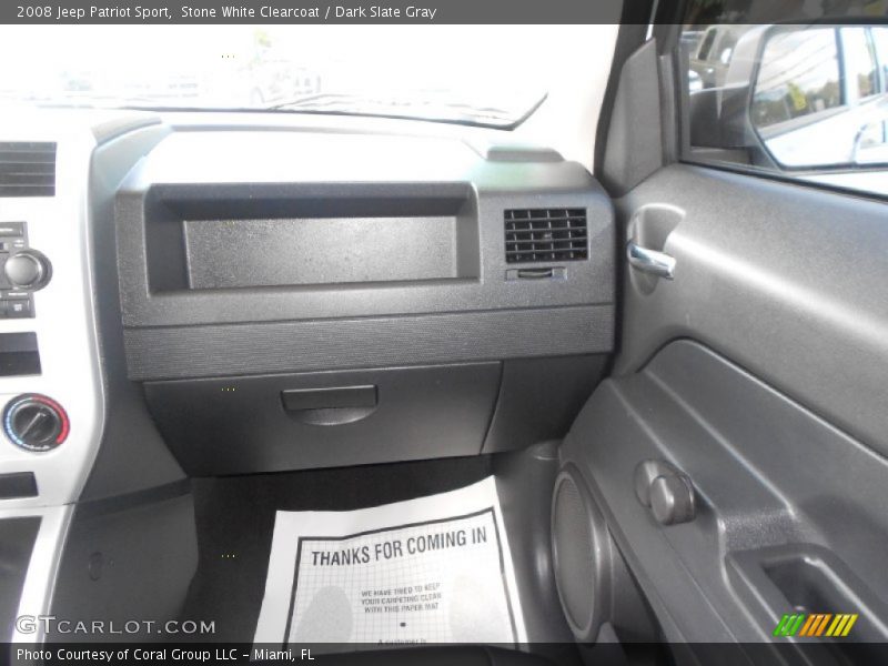 Stone White Clearcoat / Dark Slate Gray 2008 Jeep Patriot Sport