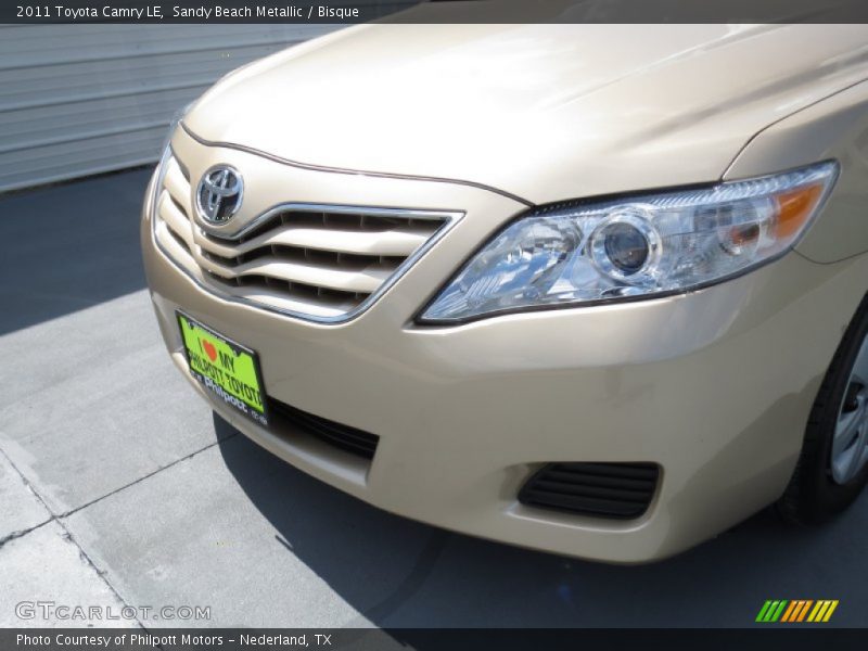 Sandy Beach Metallic / Bisque 2011 Toyota Camry LE