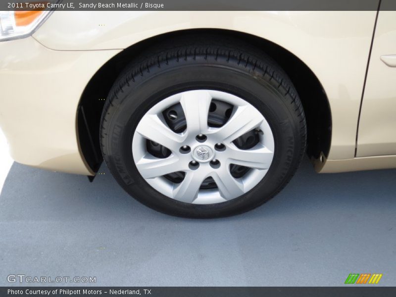 Sandy Beach Metallic / Bisque 2011 Toyota Camry LE
