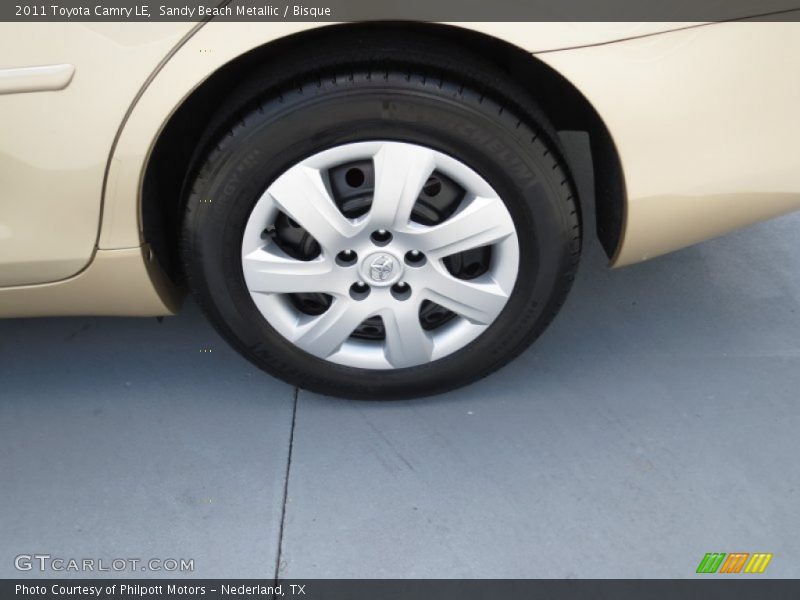 Sandy Beach Metallic / Bisque 2011 Toyota Camry LE