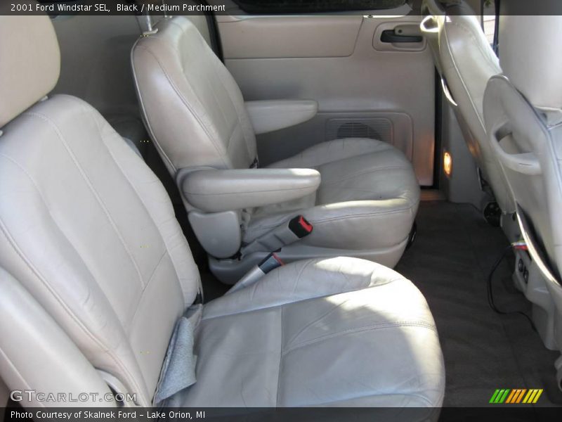 Black / Medium Parchment 2001 Ford Windstar SEL