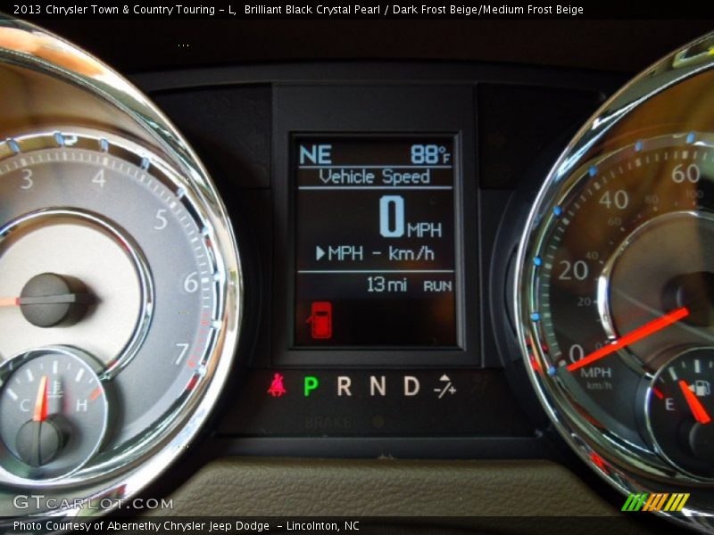 Brilliant Black Crystal Pearl / Dark Frost Beige/Medium Frost Beige 2013 Chrysler Town & Country Touring - L