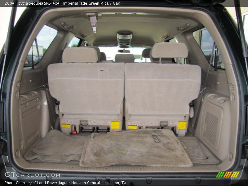  2004 Sequoia SR5 4x4 Trunk