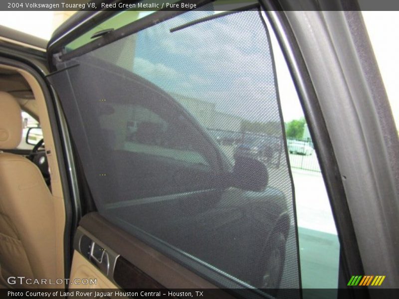 Reed Green Metallic / Pure Beige 2004 Volkswagen Touareg V8