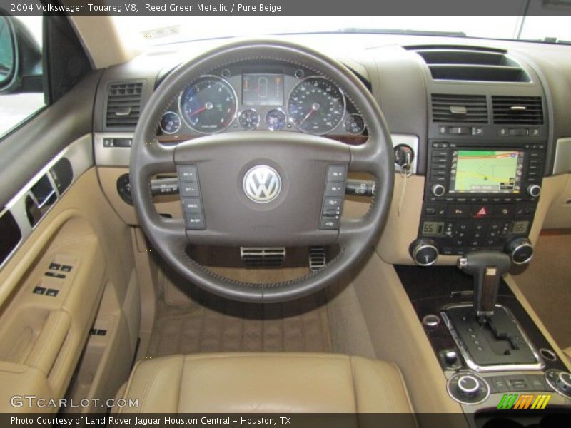 Reed Green Metallic / Pure Beige 2004 Volkswagen Touareg V8