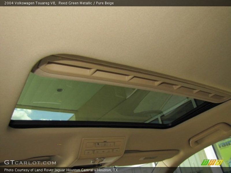Reed Green Metallic / Pure Beige 2004 Volkswagen Touareg V8