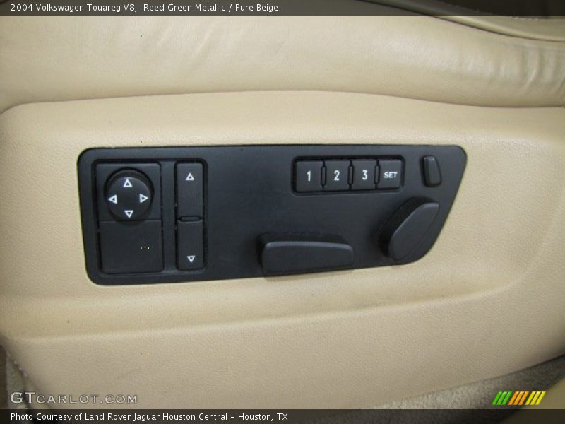 Reed Green Metallic / Pure Beige 2004 Volkswagen Touareg V8