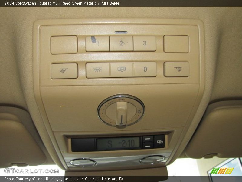 Reed Green Metallic / Pure Beige 2004 Volkswagen Touareg V8