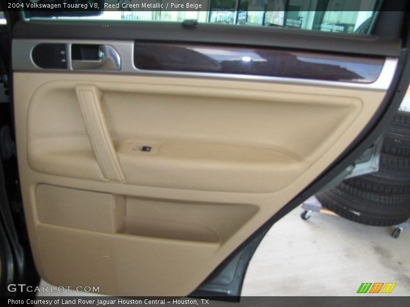 Reed Green Metallic / Pure Beige 2004 Volkswagen Touareg V8