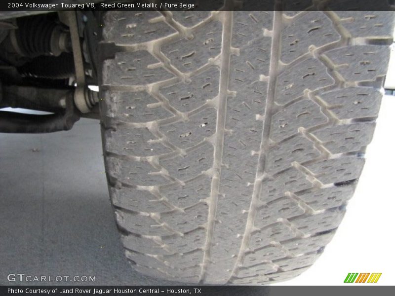 Reed Green Metallic / Pure Beige 2004 Volkswagen Touareg V8