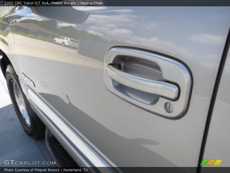 Pewter Metallic / Neutral/Shale 2002 GMC Yukon SLT 4x4