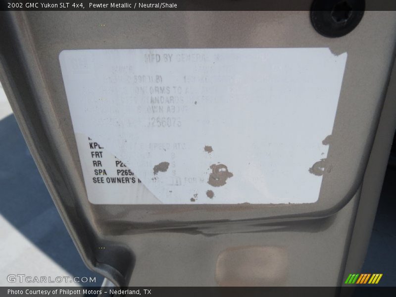 Pewter Metallic / Neutral/Shale 2002 GMC Yukon SLT 4x4