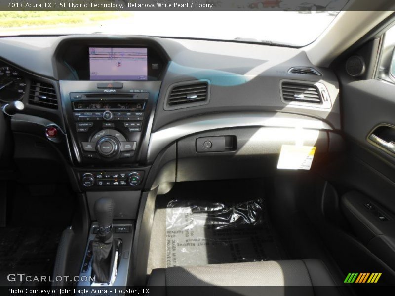 Bellanova White Pearl / Ebony 2013 Acura ILX 1.5L Hybrid Technology