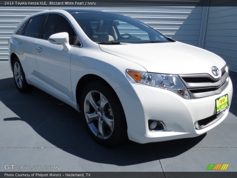 Blizzard White Pearl / Ivory 2013 Toyota Venza XLE