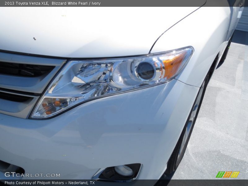 Blizzard White Pearl / Ivory 2013 Toyota Venza XLE