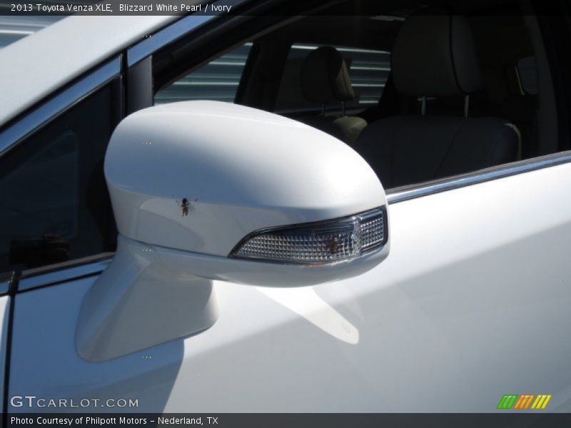Blizzard White Pearl / Ivory 2013 Toyota Venza XLE