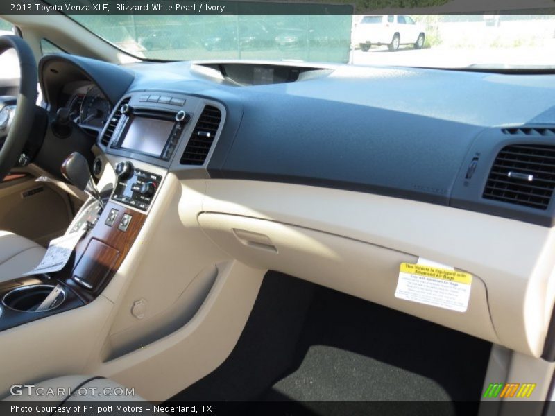 Blizzard White Pearl / Ivory 2013 Toyota Venza XLE