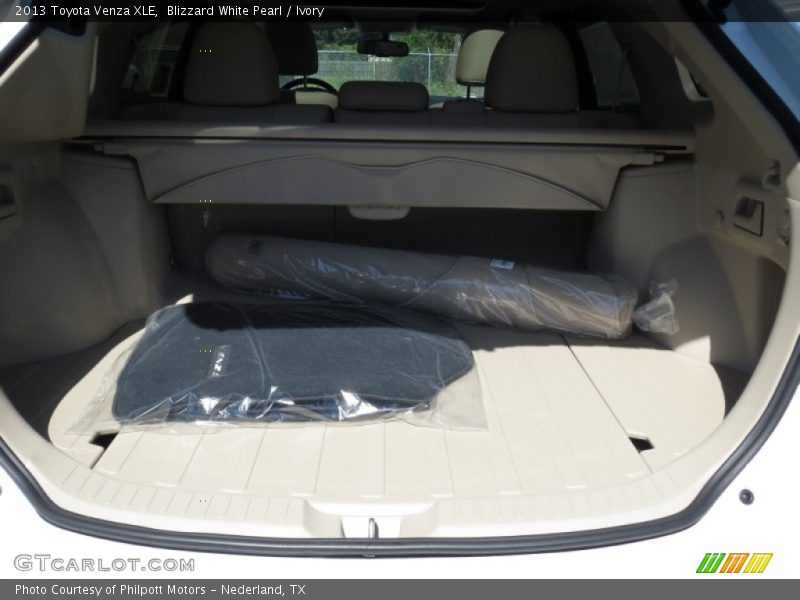 Blizzard White Pearl / Ivory 2013 Toyota Venza XLE