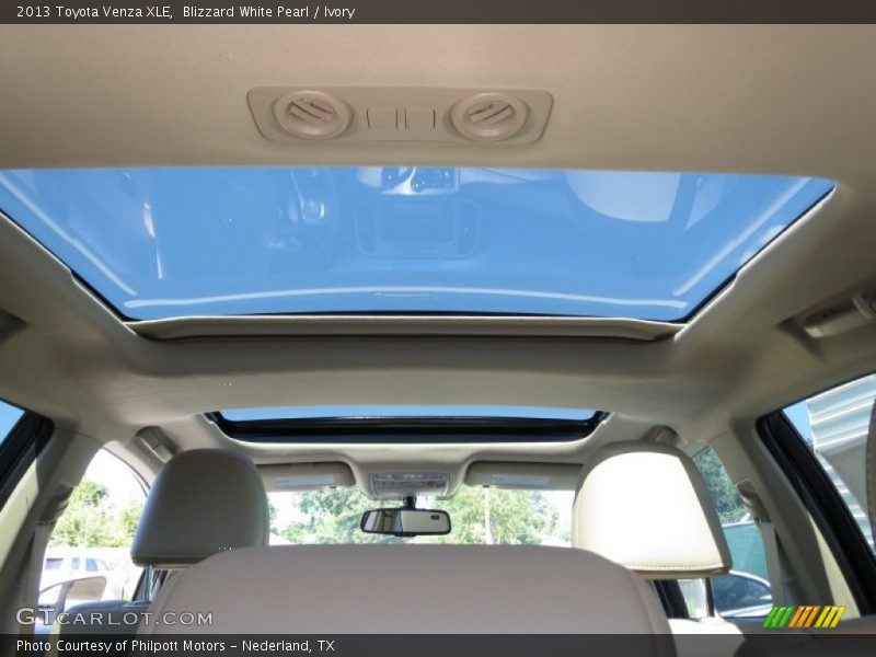 Blizzard White Pearl / Ivory 2013 Toyota Venza XLE
