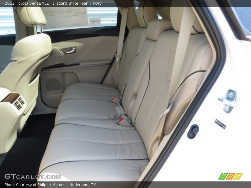 Blizzard White Pearl / Ivory 2013 Toyota Venza XLE