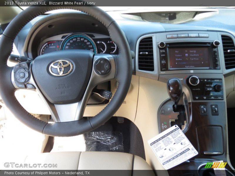Blizzard White Pearl / Ivory 2013 Toyota Venza XLE