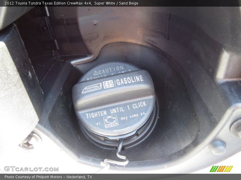 Super White / Sand Beige 2012 Toyota Tundra Texas Edition CrewMax 4x4