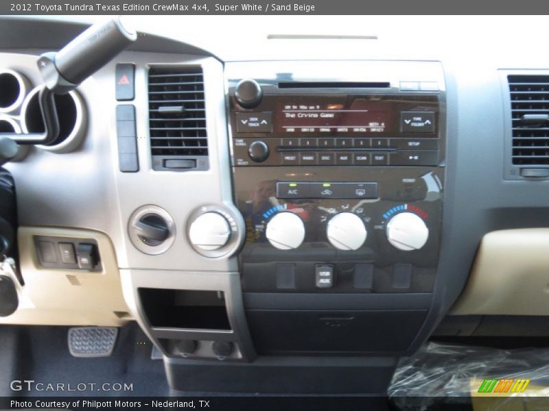 Super White / Sand Beige 2012 Toyota Tundra Texas Edition CrewMax 4x4