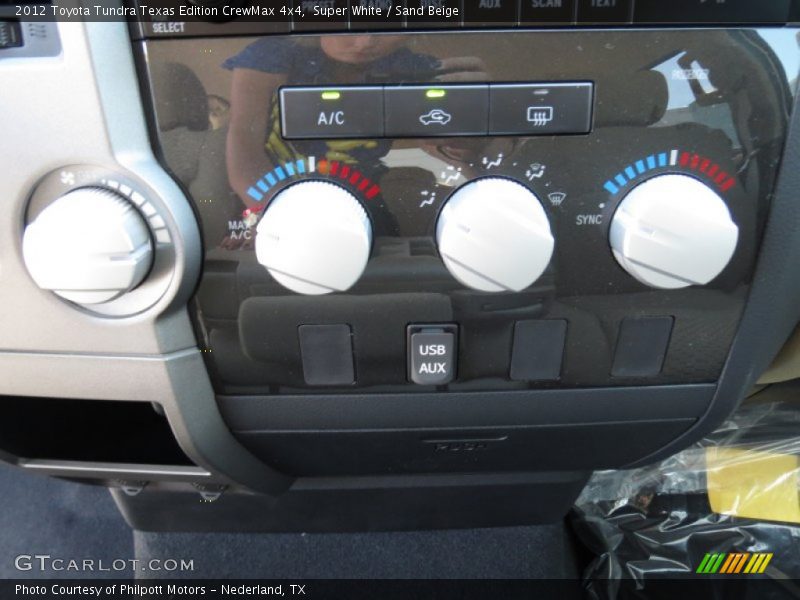 Super White / Sand Beige 2012 Toyota Tundra Texas Edition CrewMax 4x4